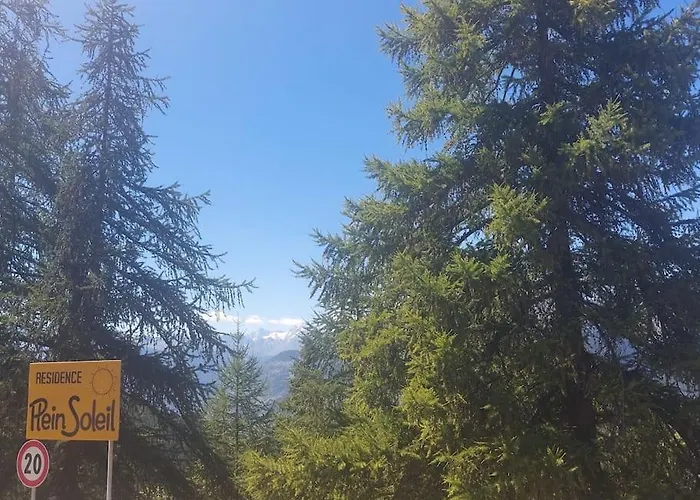 Il Nido Nel Bosco Hotel *